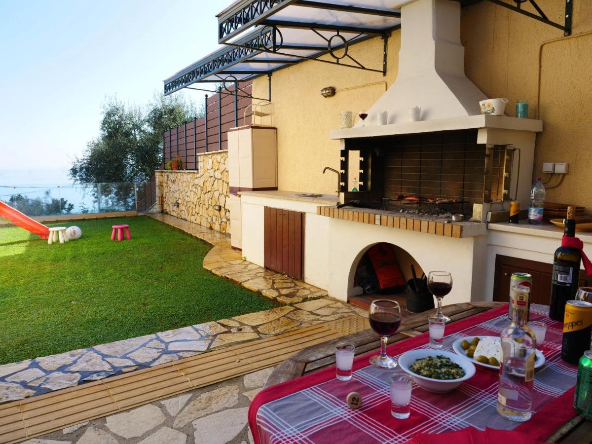 Villa Artemis Barbati Exterior photo